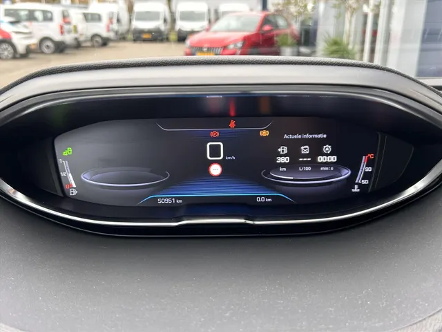 
Peugeot 5008 1.2 PureTech 130pk Blue Lease Premium | Navigatie | Parkeercamera + sensoren voor en achter | Cruise controle | Leder | Automatische klep | vol									
