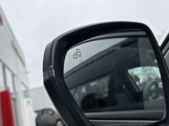 
Peugeot 5008 1.2 PureTech 130pk Blue Lease Premium | Navigatie | Parkeercamera + sensoren voor en achter | Cruise controle | Leder | Automatische klep | vol									