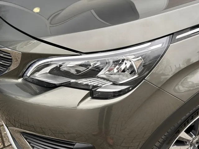 
Peugeot 5008 1.2 PureTech 130pk Blue Lease Premium | Navigatie | Parkeercamera + sensoren voor en achter | Cruise controle | Leder | Automatische klep | vol									