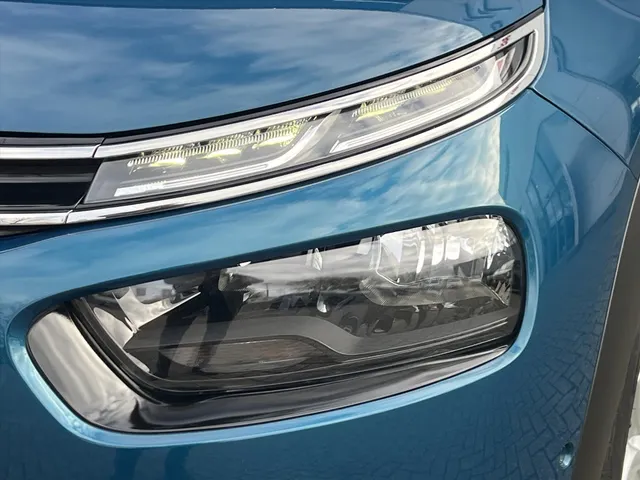 
Citroën C4 Cactus 110pk Feel | Pack Relax | Climate control | Cruise control | Navigatie | Trekhaak | Parkeercamera achter vol									