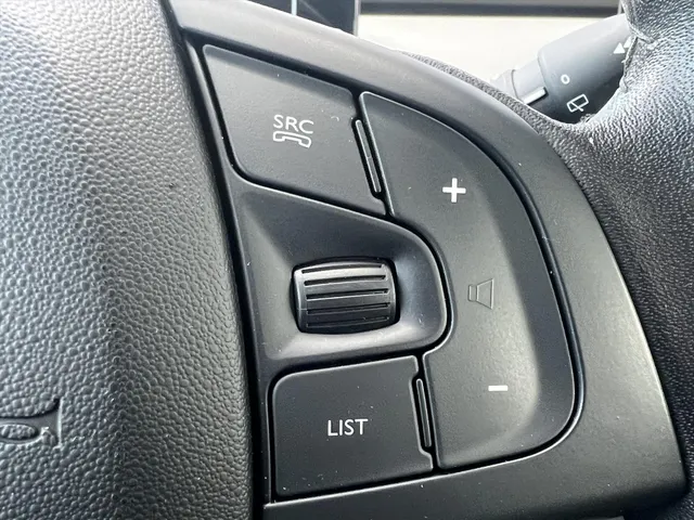 
Citroën C4 Cactus 110pk Feel | Pack Relax | Climate control | Cruise control | Navigatie | Trekhaak | Parkeercamera achter vol									