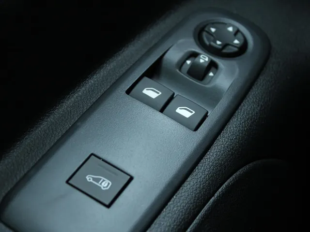 
Peugeot Partner 1.5 BlueHDi 100pk | Cruise Control | Apple Carplay / Android Auto | vol									