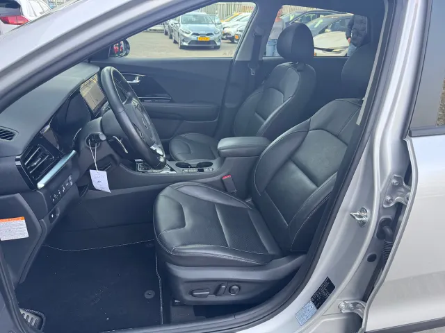
								Kia Niro 1.6 GDi Hybrid 141pk DCT6 ExecutiveLine | Trekhaak | Stoelkoeling | Schuif/Kanteldak | Stoel/Stuurwielverwarming | JBL | Memory | vol									