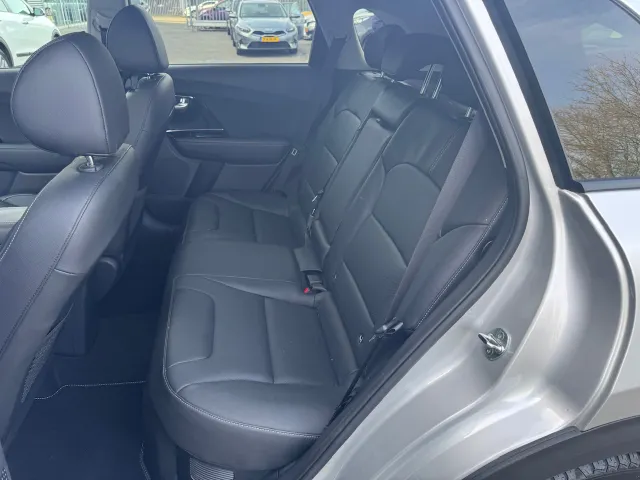 
								Kia Niro 1.6 GDi Hybrid 141pk DCT6 ExecutiveLine | Trekhaak | Stoelkoeling | Schuif/Kanteldak | Stoel/Stuurwielverwarming | JBL | Memory | vol									