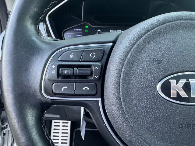 
								Kia Niro 1.6 GDi Hybrid 141pk DCT6 ExecutiveLine | Trekhaak | Stoelkoeling | Schuif/Kanteldak | Stoel/Stuurwielverwarming | JBL | Memory | vol									