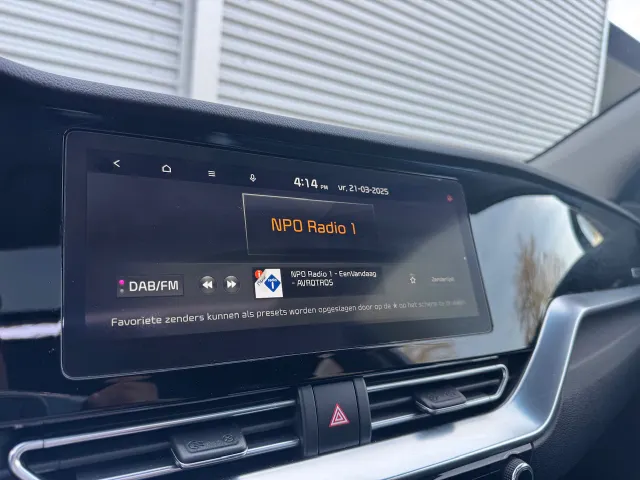 
								Kia Niro 1.6 GDi Hybrid 141pk DCT6 ExecutiveLine | Trekhaak | Stoelkoeling | Schuif/Kanteldak | Stoel/Stuurwielverwarming | JBL | Memory | vol									