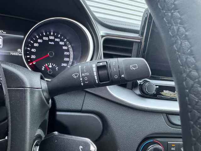 
Kia Ceed Sportswagon Sw 1.0 T-GDi 120pk DynamicLine | Trekhaak | Navigatie | Camera | Lichtmetalen Velgen | Climate Control | vol									