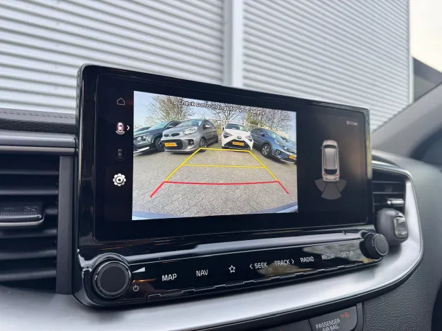 
Kia Ceed Sportswagon Sw 1.0 T-GDi 120pk DynamicLine | Trekhaak | Navigatie | Camera | Lichtmetalen Velgen | Climate Control | vol									