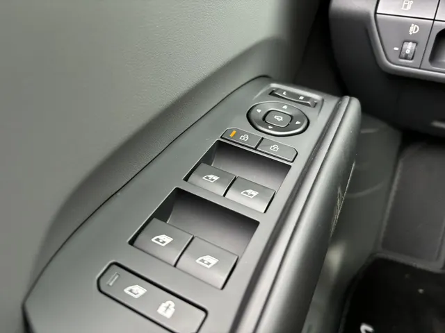 
Kia EV9 99,8kWh 204pk RWD Air | 7 persoons | LM Velgen| vol									