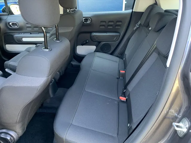 
Citroën C3 1.2 5-drs 83pk Plus | Navigatie | Climate control | Cruise control | Blue tooth | Apple Carplay&Android Auto | Parkeersensoren achter vol									