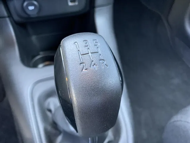 
Citroën C3 1.2 5-drs 83pk Plus | Navigatie | Climate control | Cruise control | Blue tooth | Apple Carplay&Android Auto | Parkeersensoren achter vol									