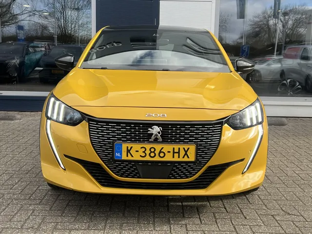 
Peugeot 208 1.2 PureTech 100pk GT-Line | Navigatie | Cruise Controle | Camera | Trekhaak | vol									