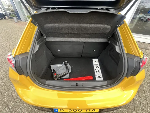 
Peugeot 208 1.2 PureTech 100pk GT-Line | Navigatie | Cruise Controle | Camera | Trekhaak | vol									