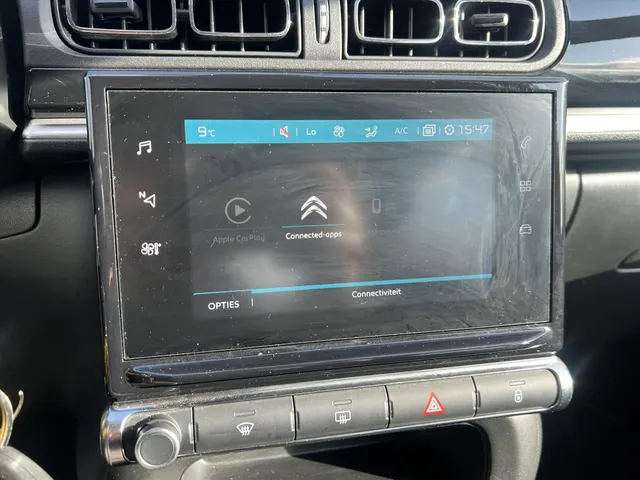 
Citroën C3 1.2 PureTech 110pk Shine | Navigatie | Parkeercamera | Cruise Control | Climate Control | Trekhaak | vol									