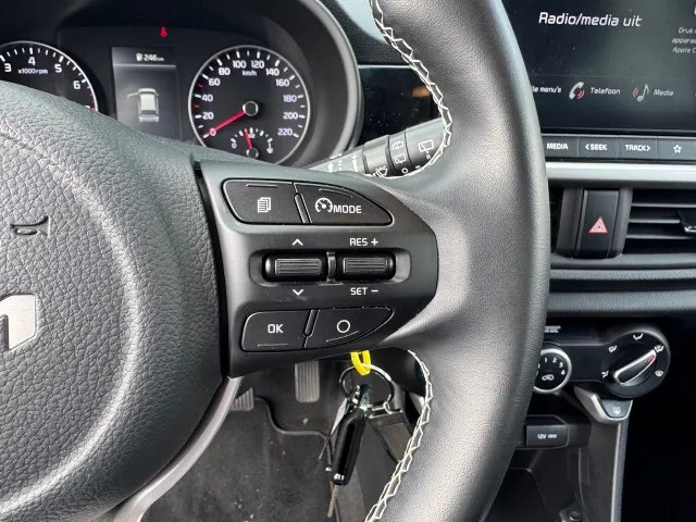 
								Kia Picanto 1.0 DPi 67pk 4-zits DynamicLine | Apple Carplay/Android Auto | Airco | Lichtmetalen Velgen | vol									