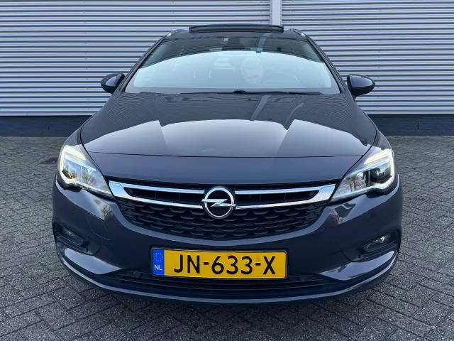 
Opel Astra 1.4 Turbo 150pk Business+ | Schuif/Kanteldak | Trekhaak | Navigatie | vol									