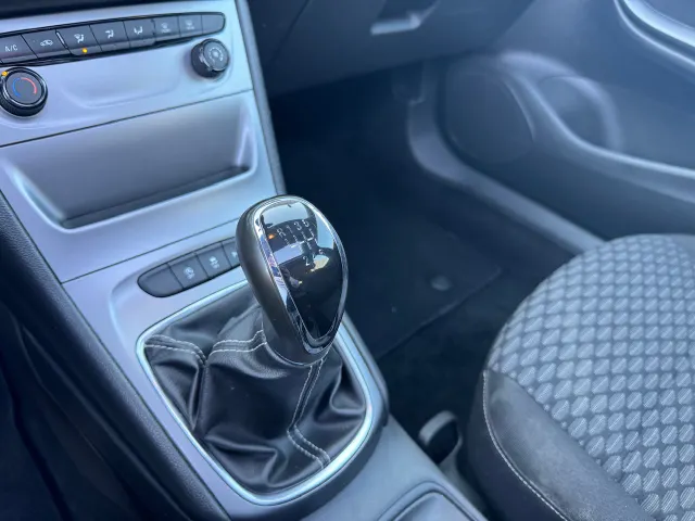 
Opel Astra 1.4 Turbo 150pk Business+ | Schuif/Kanteldak | Trekhaak | Navigatie | vol									