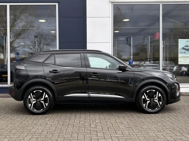 
Peugeot 2008 1.2 Puretech 130pk GT Automaat | Navigatie | Parkeerhulp voor en achter | Apple Carplay | Isofix | 3D cockpit | Parkeercamera achter | Androidauto | vol									