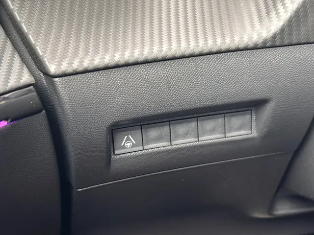 
Peugeot 2008 1.2 Puretech 130pk GT Automaat | Navigatie | Parkeerhulp voor en achter | Apple Carplay | Isofix | 3D cockpit | Parkeercamera achter | Androidauto | vol									