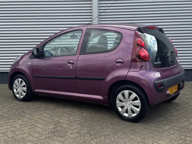
Peugeot 107 1.0 68PK 5D Active | Airco | Elektrische ramen | Toerenteller | vol									