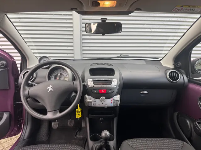 
Peugeot 107 1.0 68PK 5D Active | Airco | Elektrische ramen | Toerenteller | vol									