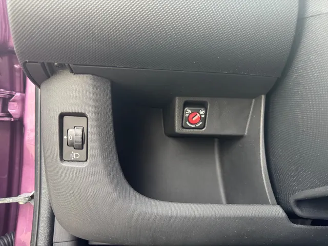 
Peugeot 107 1.0 68PK 5D Active | Airco | Elektrische ramen | Toerenteller | vol									