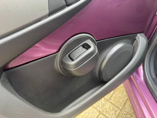 
Peugeot 107 1.0 68PK 5D Active | Airco | Elektrische ramen | Toerenteller | vol									