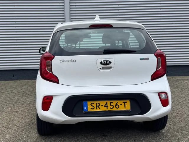 
Kia Picanto 1.0 CVVT 66 PK 5D ComfortPlusLine | Navigatie | Airco | Camera | Lichtmetalen Velgen | vol									