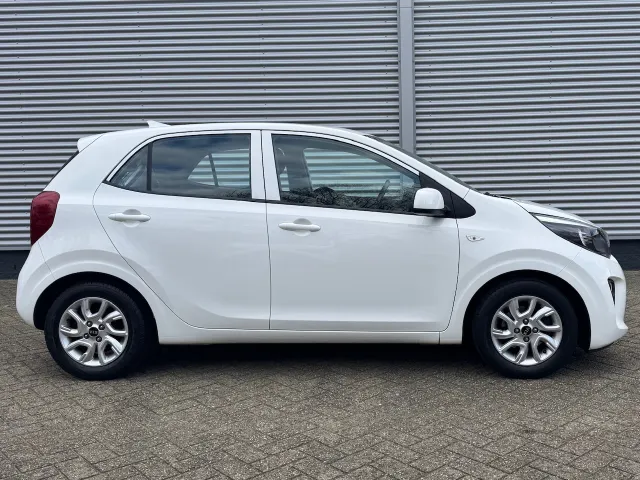 
Kia Picanto 1.0 CVVT 66 PK 5D ComfortPlusLine | Navigatie | Airco | Camera | Lichtmetalen Velgen | vol									