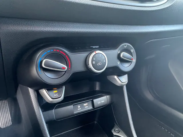 
Kia Picanto 1.0 CVVT 66 PK 5D ComfortPlusLine | Navigatie | Airco | Camera | Lichtmetalen Velgen | vol									