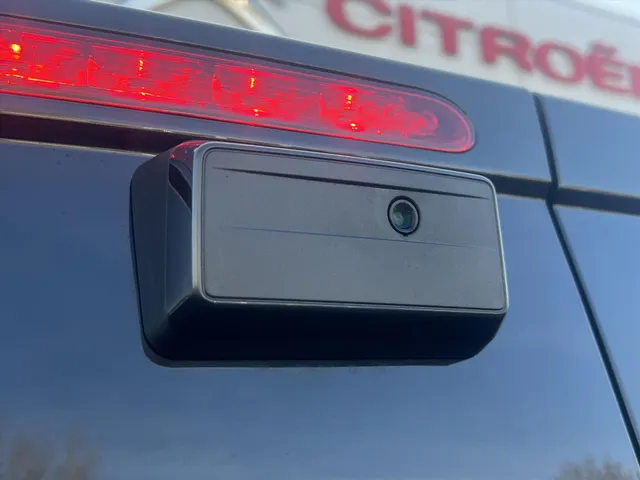 
								Peugeot Expert Dubbel Cabine 5-Zits 2.0 BlueHDi 180pk Automaat | Navigatie | Lederen bekleding met stoelverwarming | Climate control | Cruise control | Camera | vol									