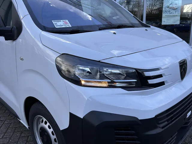 
Peugeot Expert GB L3 2.0 BlueHDi 180pk Automaat | Navigatie | Parkeercamera achter | Apple caplay + Androidauto | Stuurverwarming | vol									