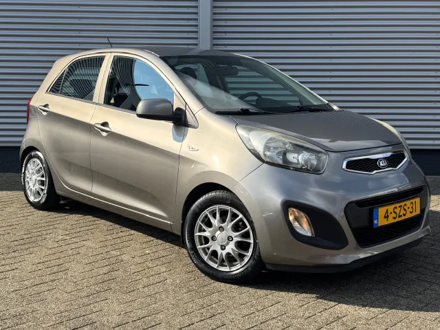
Kia Picanto 1.0 CVVT 69 PK 5D Comfort Pack | Bluetooth | Airco | Lichtmetalen Velgen | vol									
