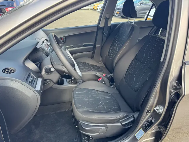 
Kia Picanto 1.0 CVVT 69 PK 5D Comfort Pack | Bluetooth | Airco | Lichtmetalen Velgen | vol									