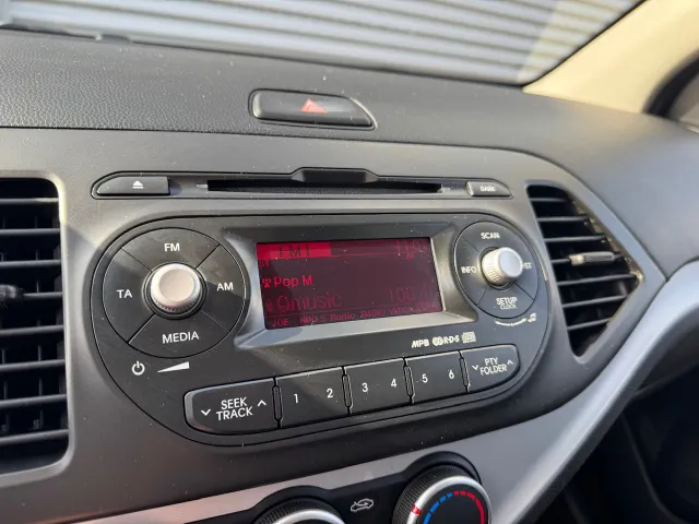 
Kia Picanto 1.0 CVVT 69 PK 5D Comfort Pack | Bluetooth | Airco | Lichtmetalen Velgen | vol									