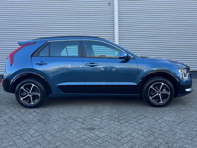 
Kia Niro 1.6 GDi Hybrid 129pk DCT6 DynamicLine | Navigatie | Climate Control | Sensoren | vol									