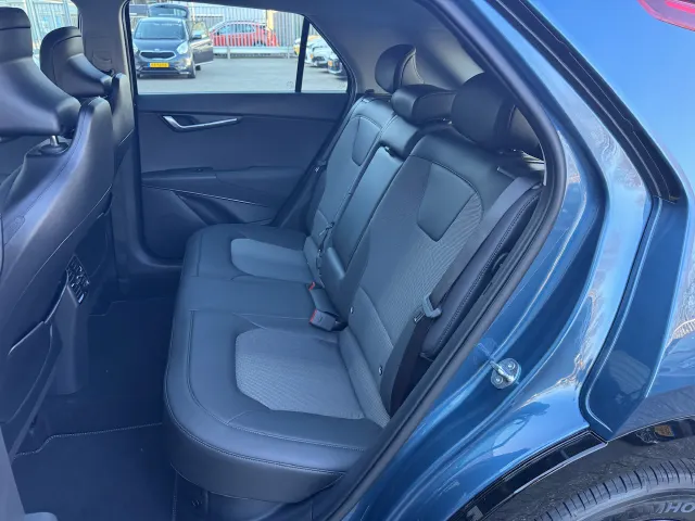 
Kia Niro 1.6 GDi Hybrid 129pk DCT6 DynamicLine | Navigatie | Climate Control | Sensoren | vol									