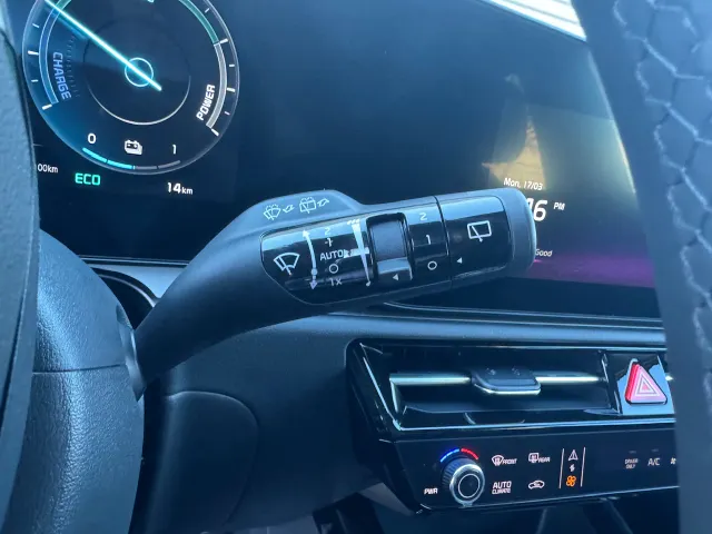 
Kia Niro 1.6 GDi Hybrid 129pk DCT6 DynamicLine | Navigatie | Climate Control | Sensoren | vol									