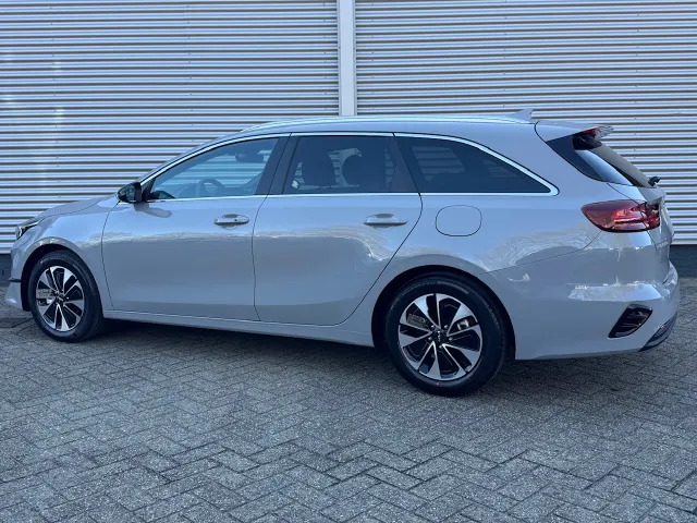 
								Kia Ceed 1.0 T-GDi 100pk Design Edition | JBL | Stoel/Stuurwielverwarming | Navigatie | Climate Control | vol									