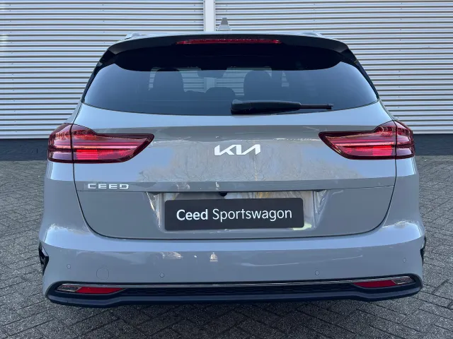 
								Kia Ceed 1.0 T-GDi 100pk Design Edition | JBL | Stoel/Stuurwielverwarming | Navigatie | Climate Control | vol									