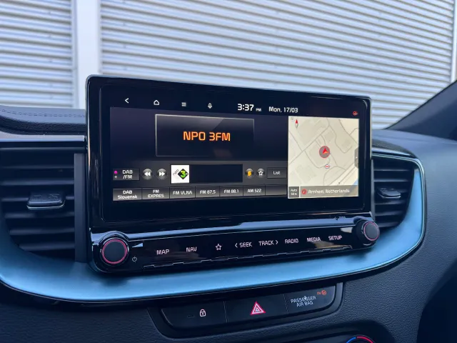 
								Kia Ceed 1.0 T-GDi 100pk Design Edition | JBL | Stoel/Stuurwielverwarming | Navigatie | Climate Control | vol									