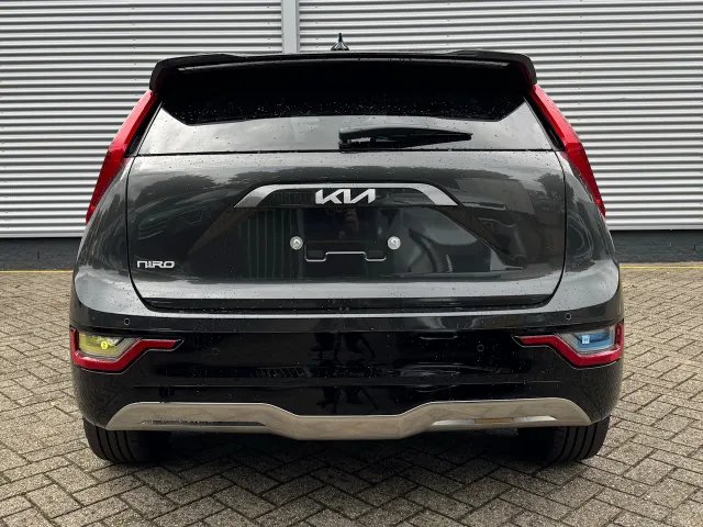 
Kia e-Niro 64,8 kWh 204pk Aut Edition Advanced | Elektrische stoel | Stoel/Stuurwielverwarming | Navigatie | vol									