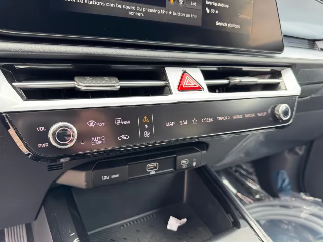 
Kia e-Niro 64,8 kWh 204pk Aut Edition Advanced | Elektrische stoel | Stoel/Stuurwielverwarming | Navigatie | vol									