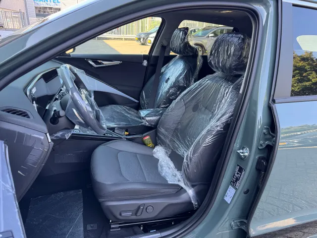 
Kia e-Niro 64,8 kWh 204pk Aut Plus Advanced | Stoelkoeling | Stoel/Stuurwielverwarming | Memory | Schuif/Kanteldak | Harman Kardon | vol									