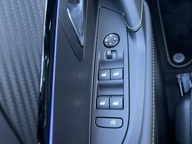 
Peugeot 208 1.2 Hybrid 100 e-DCS6 GT | Automaat | Navigatie | Camera | Parkeersensoren | Cruise Control | vol									