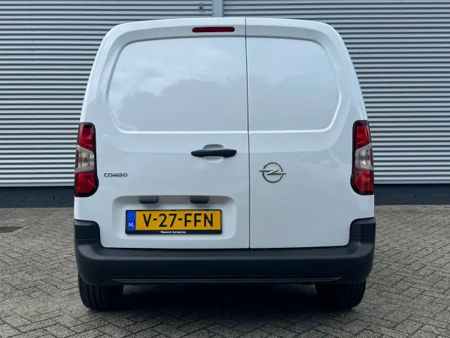
Opel Combo Cargo 130pk Automaat | Pack Comfort I Groot scherm vol									