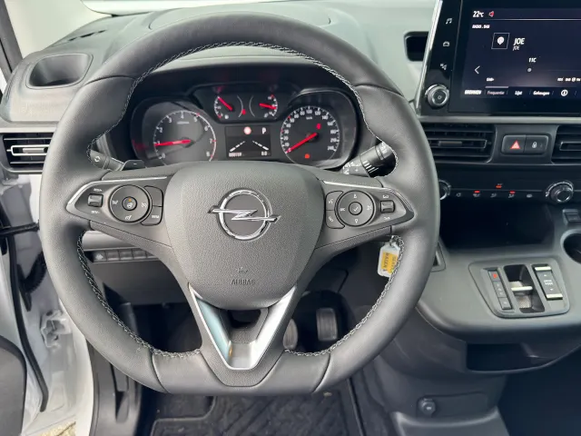 
Opel Combo Cargo 130pk Automaat | Pack Comfort I Groot scherm vol									