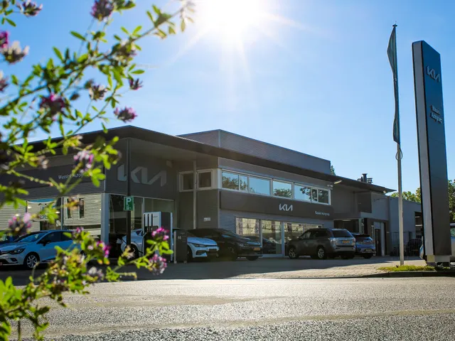 
Opel Combo Cargo 130pk Automaat | Pack Comfort I Groot scherm vol									