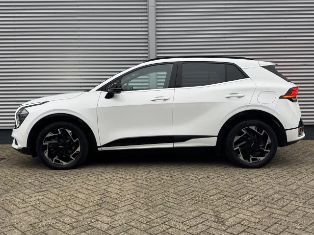 
								Kia Sportage 1.6 T-GDi 265pk PHEV AT6 4WD GT-Line | 360 Camera | Harman/Kardon | Stoel/Stuurwielverwarming | vol									