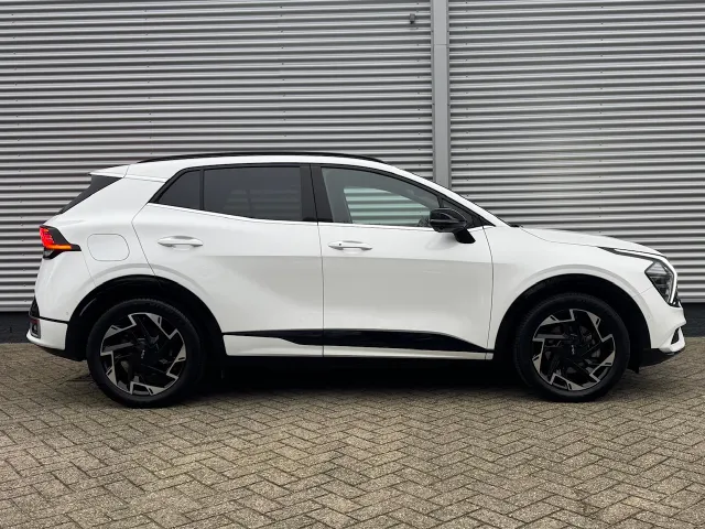 
								Kia Sportage 1.6 T-GDi 265pk PHEV AT6 4WD GT-Line | 360 Camera | Harman/Kardon | Stoel/Stuurwielverwarming | vol									